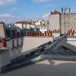 Paris 17Eme - Studio Compact 10M2 -110 Sqf - Coeur Batignolles - Ideal Solo Traveler